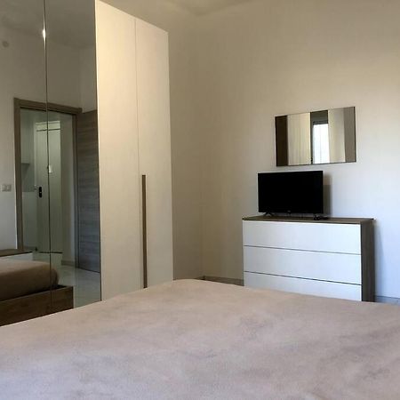 Ferienwohnung Casa Martina Pronta Per Te, Con Due Stanze Da Letto! Turin Exterior foto